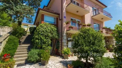 1022-12-001-1022-12-Crikvenica-Detached-house-in-a-quiet-location