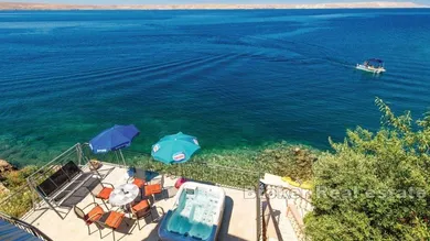 2018-244-001-2018-244-Zadar-house-with-private-access-to-the-beach-for-sale