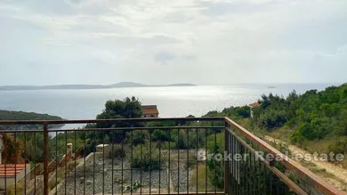 2037-51-001-2037-51-rogoznica-house-with-sea-view-for-sale1