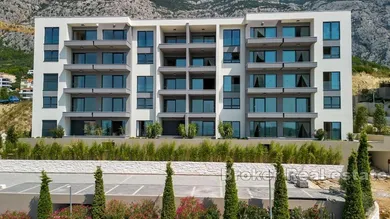 2036-79-000-2036-79-Makarska-Apartments-with-sea-view-for-salet