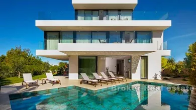 2021-328-001-2021-328-Zadar-villa-with-pool-for-sale