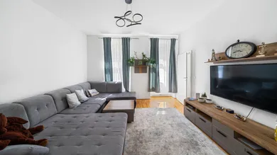 Wohnbereich (am Plan: Zimmer ca. 18,92 m²)