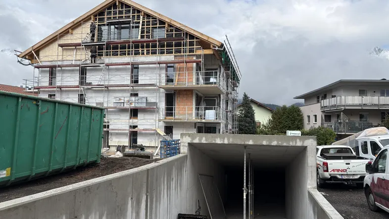 Aktueller Baufortschritt mit Blick auf Haus Nord