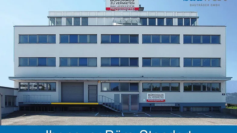 Modernes Bürogebäude mit mehreren Etagen und großen Fenstern, ideal für Unternehmen in Salzburg.