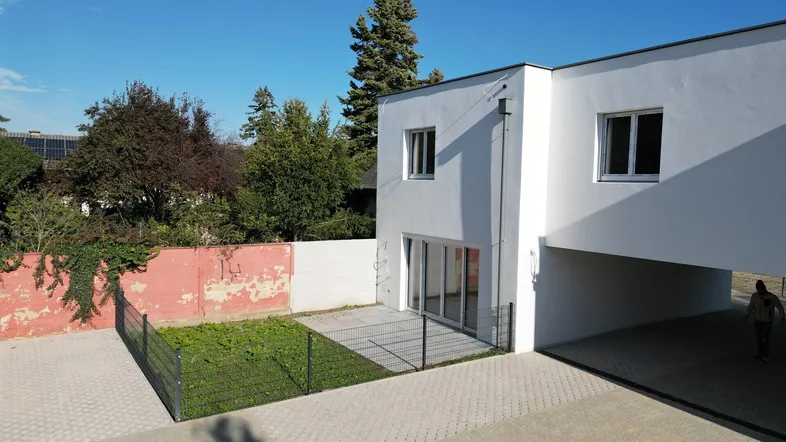 Doppelhaushälfte Top2 Gartenansicht