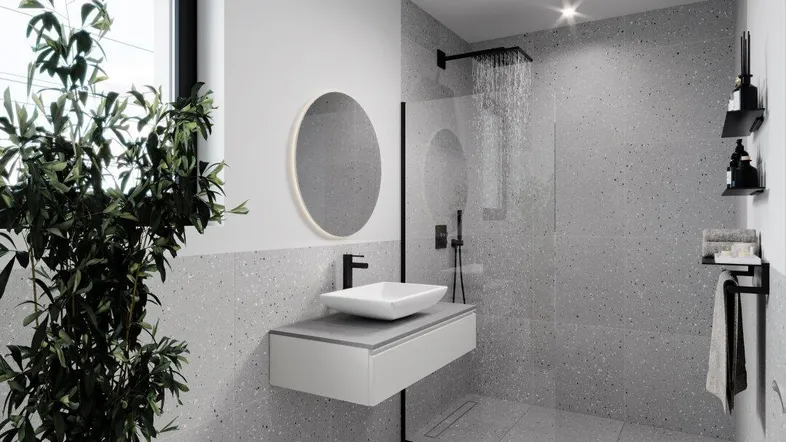 Modernes Badezimmer mit begehbarer Dusche, schwebendem Waschtisch und großem Fenster für natürliches Licht.