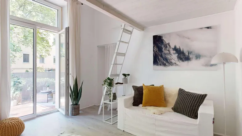 altbauwohnung-balkon-schlafebene-1080-wien