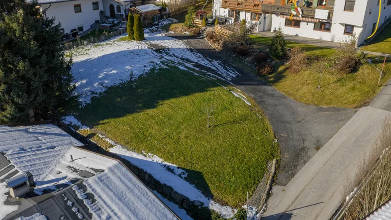 Voll erschlossenes Baugrundstück in toller Wohngegend von Ellmau