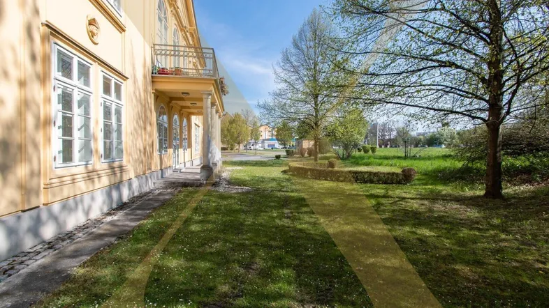 Terrasse & Garten (Besprechungszimmer)