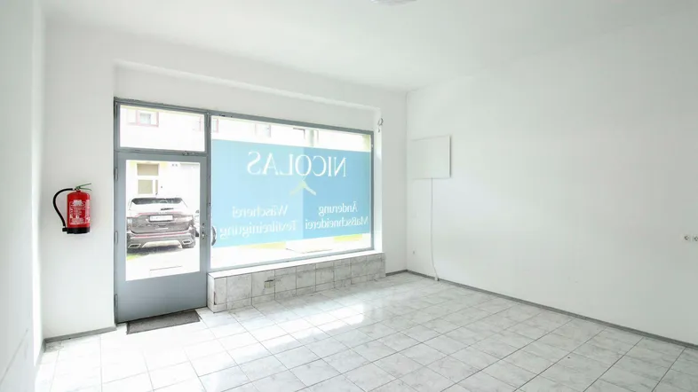 Hauptgescha¨ftsraum