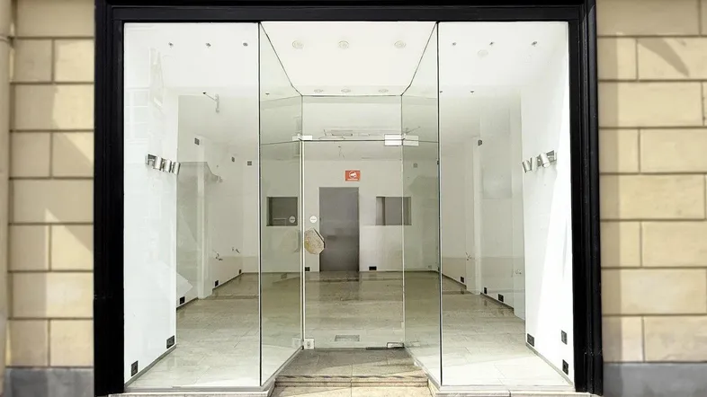 Glasfront