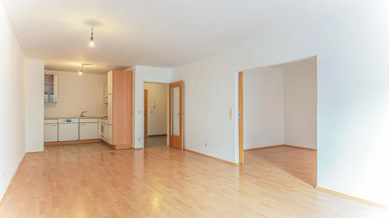 Wohnzimmer mit Küche