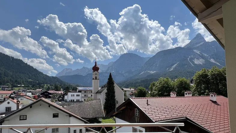 Blick vom Wohnzimmerbalkon