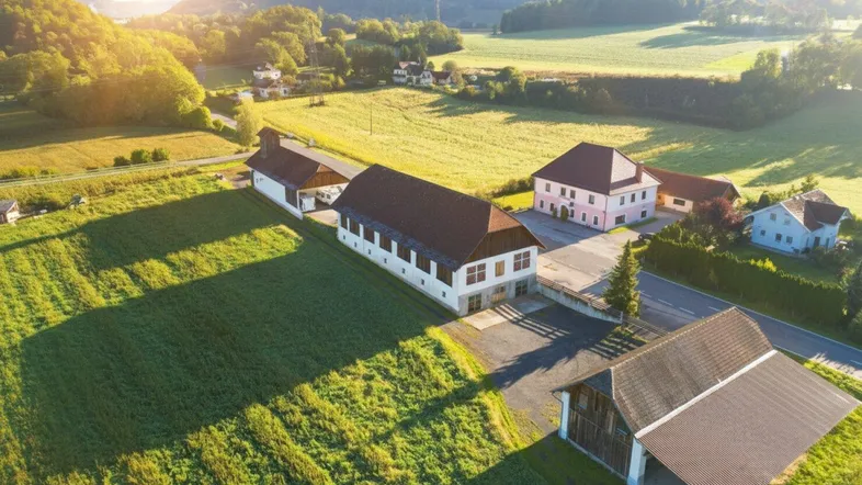 Luftbild von der Lagerhalle