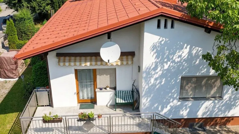 Drohnenansicht Terrasse - südseitig