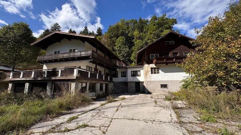 Außenansicht Altbestand
