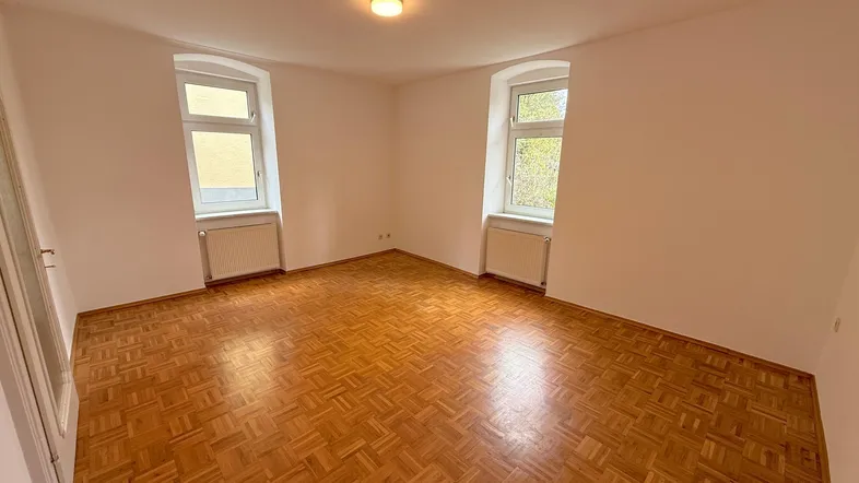 Wohn-/Schlafzimmer