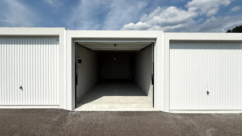 Garage Außenansicht