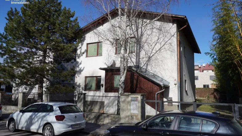 Sanierungsbedürftiges Einfamilienhaus in guter und ruhiger Lage von Mödling!