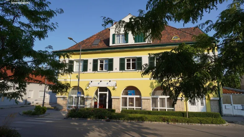 Straßenansicht