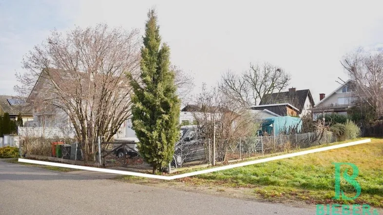 Ruhiges Grundstück mit Gartenhaus, sehr gute Infrastruktur - o.k. / 35% / BK I, II / 2WE