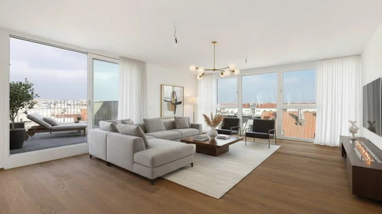 Helles, modernes Wohnzimmer mit Holzboden, großen Fenstern, Kamin und Zugang zu einer Terrasse mit Stadtblick.
