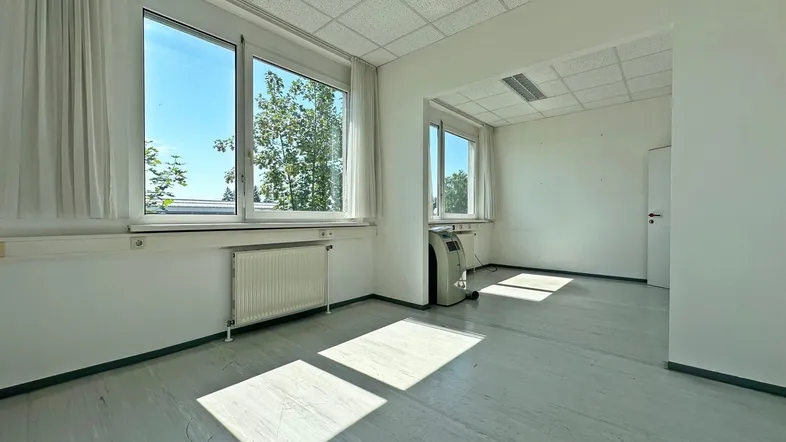 Büro 4