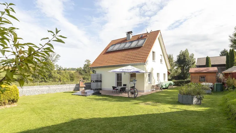 Garten & Außenansicht