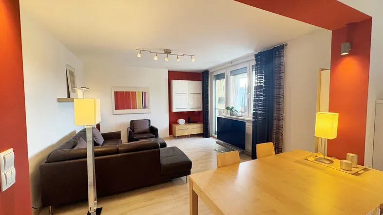 Wohn- und Esszimmer