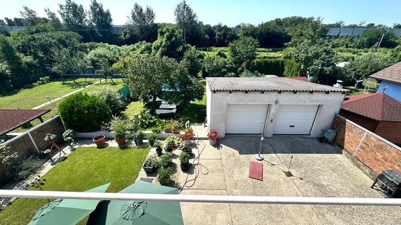 Toller Ausblick von der oberen Terrasse