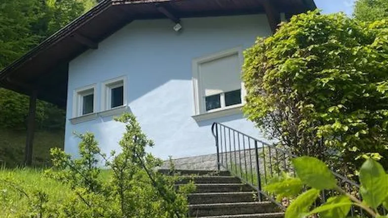 Stiegenaufgang zum Haus