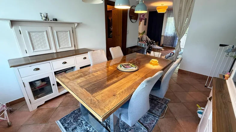 Essbereich im großen Wohnzimmer