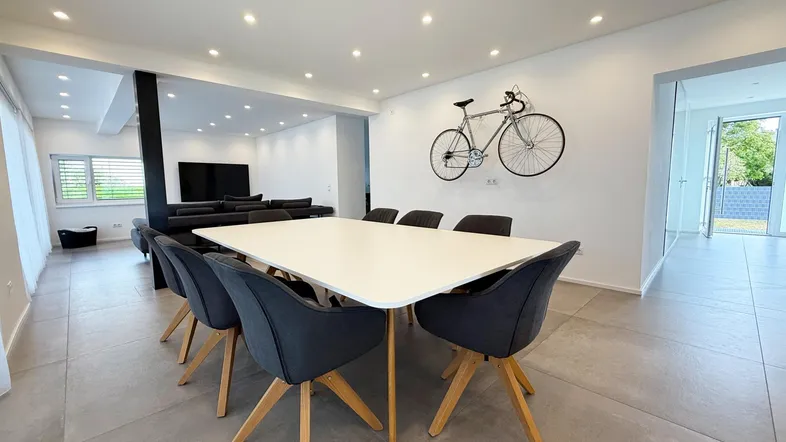 Blick ins Wohnzimmer
