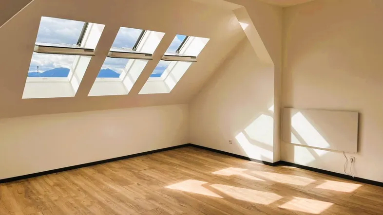 Wohnzimmer gemütlich und hell