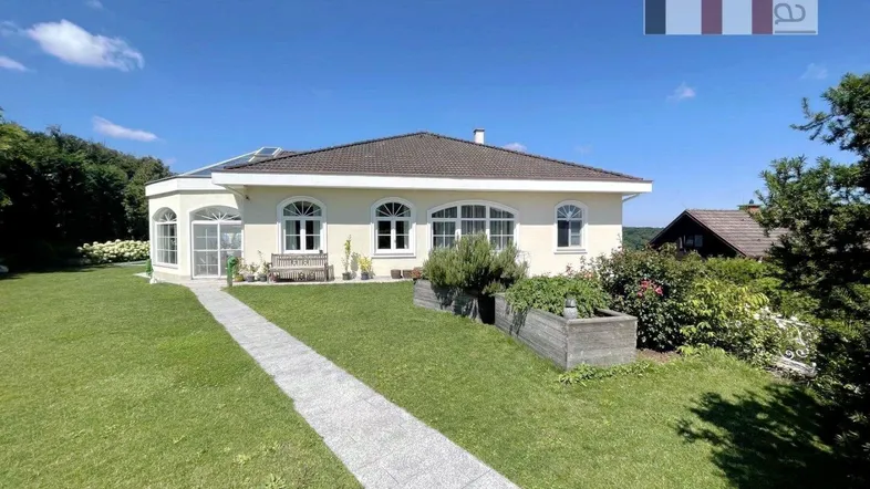 Repräsentative Luxus-Villa in Gablitzer Bestlage