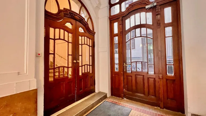 Entré Haus