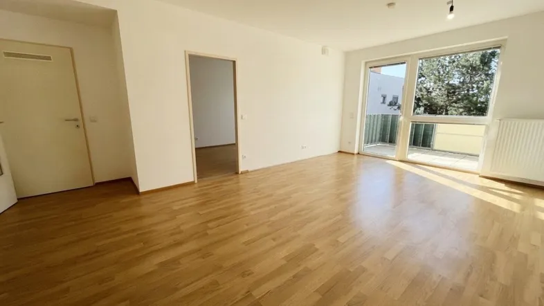 2 Wohnbereich