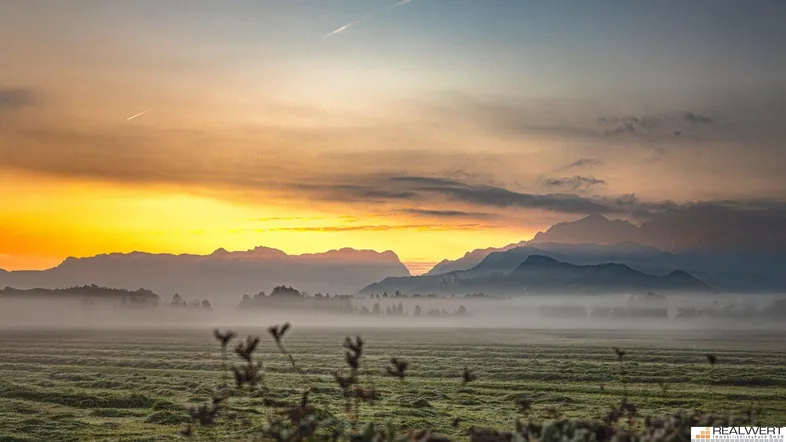 MORGENTAU LEOPOLDSKRON | PANORAMAGRUNDSTÜCK