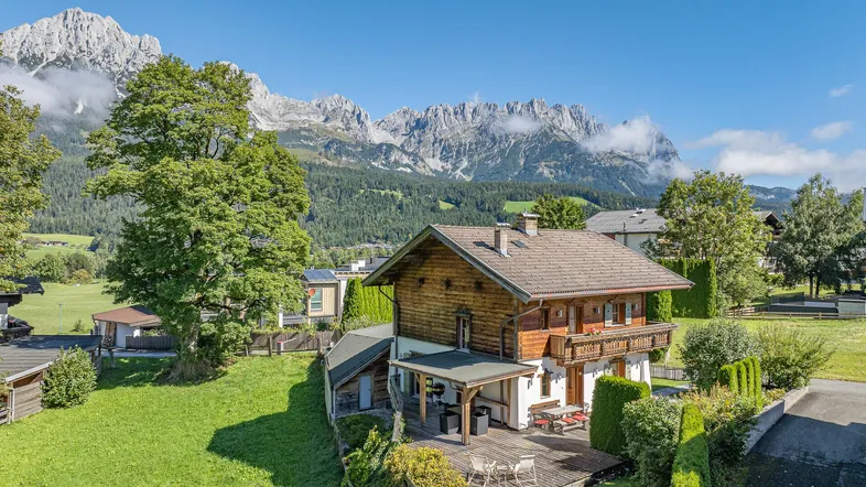 KITZIMMO-Alpenchalet in sonniger Ruhelage mit Kaiserblick - Immobilien Ellmau.