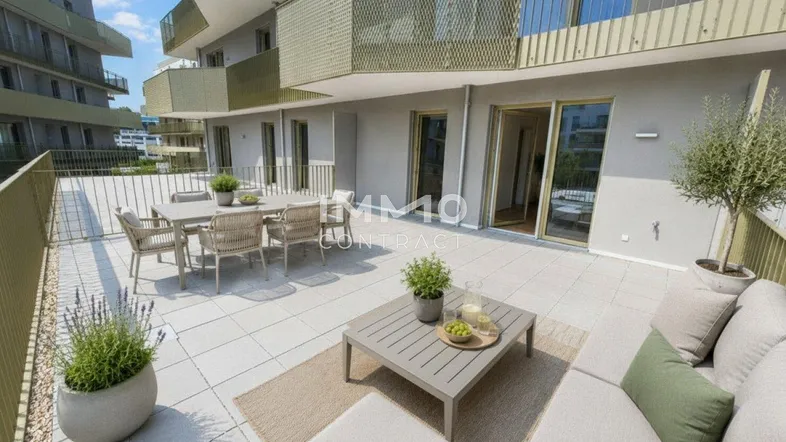 Große, möblierte Terrasse mit Essbereich und Lounge-Möbeln, umgeben von moderner Architektur.