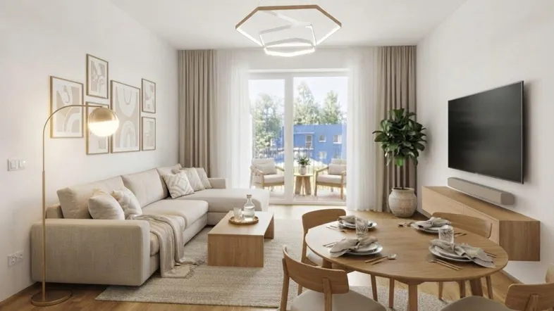 Helles, modern eingerichtetes Wohn-Esszimmer mit Holzboden, beigem Sofa und Zugang zum Balkon.