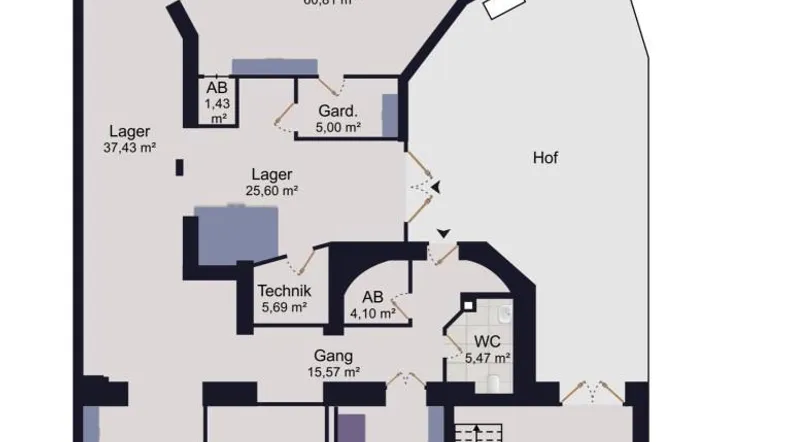 Detaillierter Grundriss mit verschiedenen Lagerräumen, Büros und einem Hofbereich auf einer Ebene.