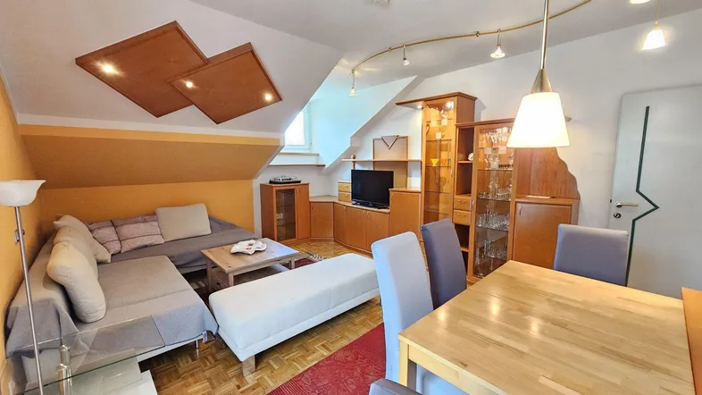 Wohnzimmer - Großdombra - Wohnung - kaufen