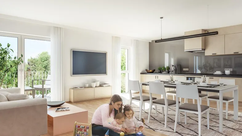 Helles, offenes Wohnzimmer mit integrierter Küche, Essbereich und Zugang zum Balkon.