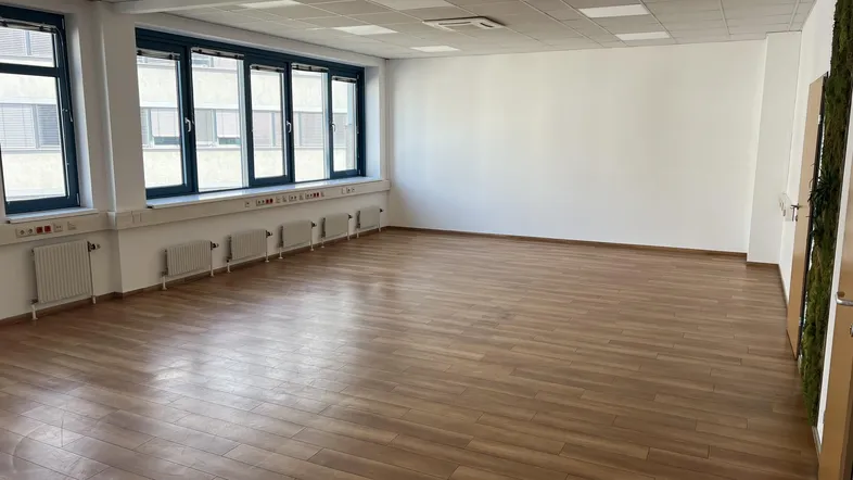 Büro 2.OG 2b