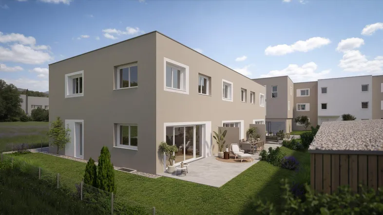Moderne Reihenhäuser mit privater Terrasse, Gartenbereich und großen Glasfronten.