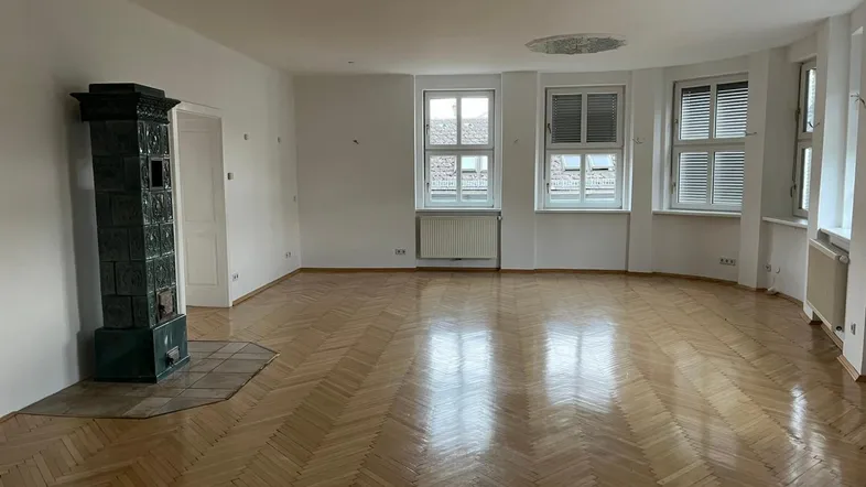 Wohnraum samt Ofen