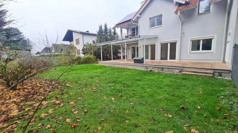 Terrassen und Gartenzeit! Jetzt kaufen und den Frühling genießen!