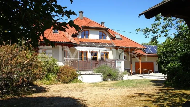 Villa in Pichling