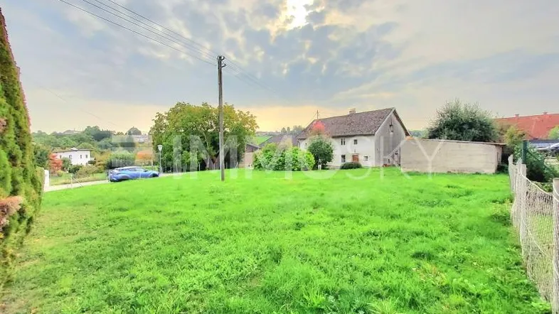 über 1000 m² Bauland für Ihre Großfamilie!20261002_103745.jpg